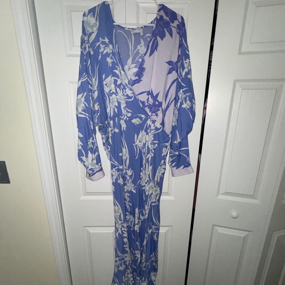 Long bat sleeve dress